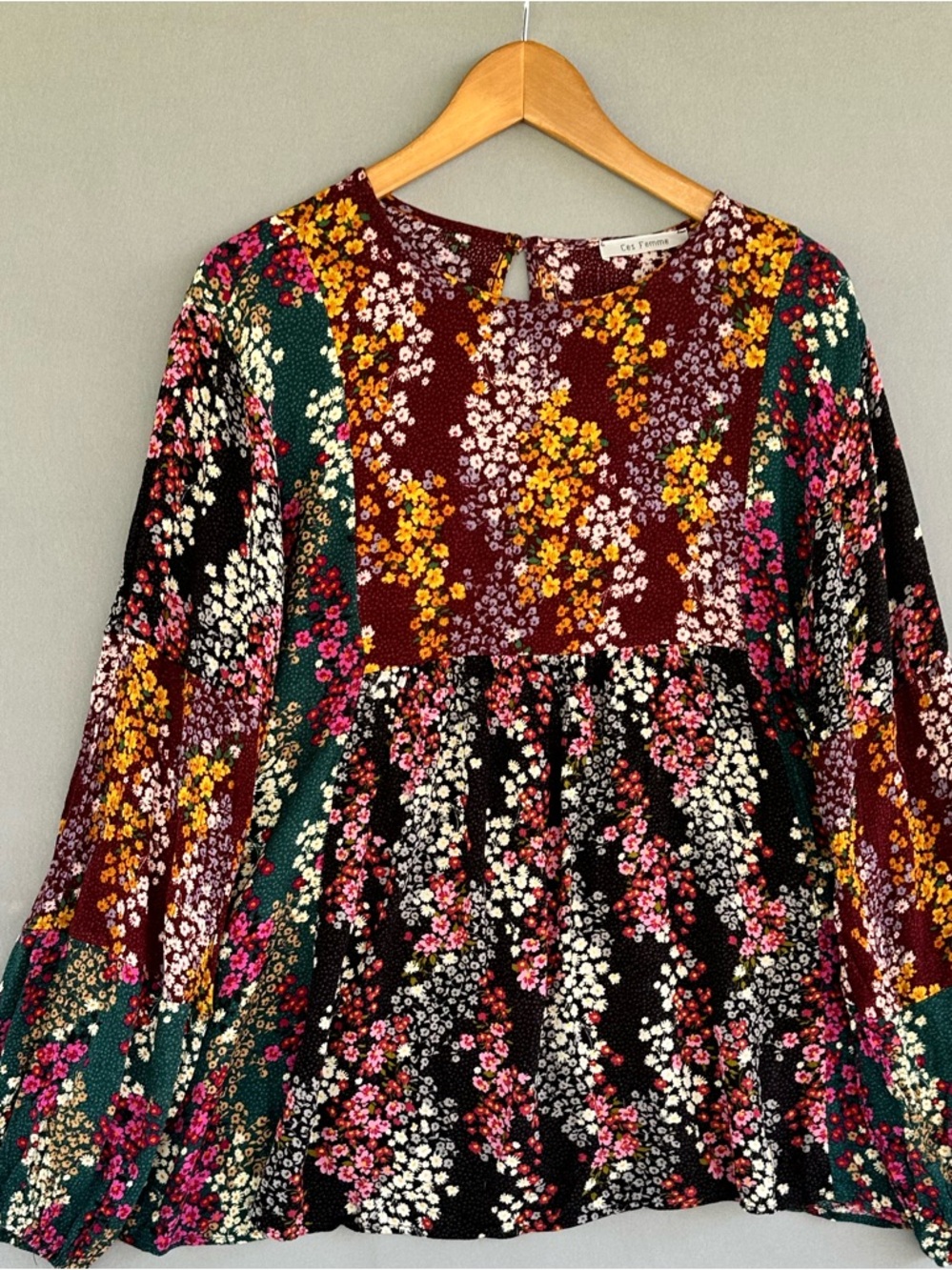 🎉5 for $45🎉 Ces Femme top blouse shirt size L - Picture 2 of 7